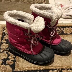 Cat & Jack Kids Pink and Black Winter Boots size 2